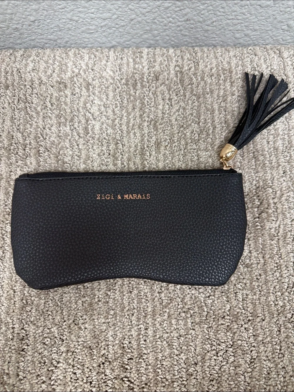 Zigi & Marais Black Pebbled Cosmetic Pouch with Tassel
